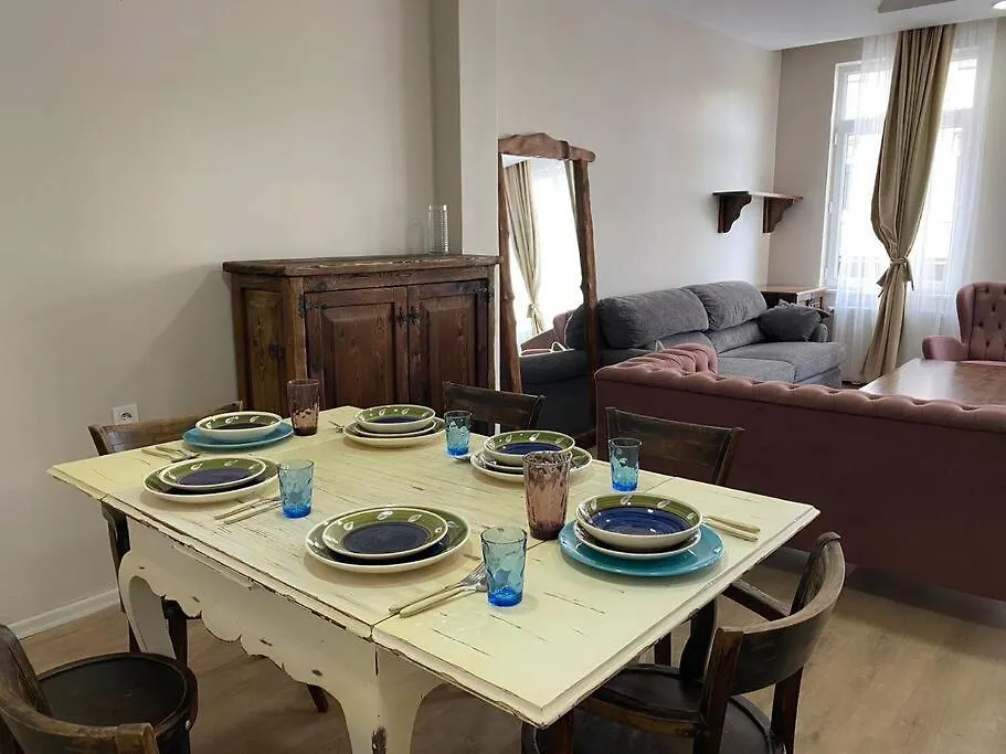 Family House At The Taksim Square Apartment Istanbul